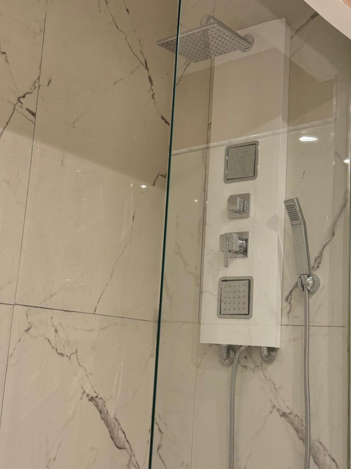 Verdi Apartments Catania Bagian luar foto